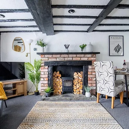 Feriehus Leaf Tree - Cosy Based In The North Of The Lakes Workington